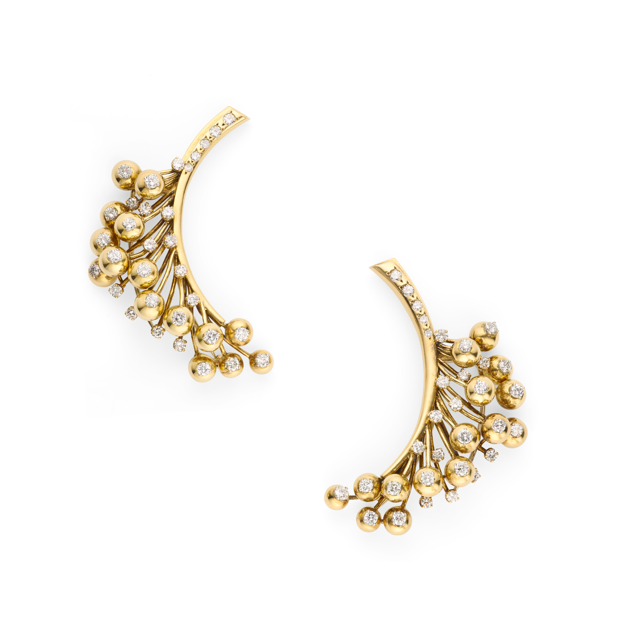 Mimosas clips, 1948
Yellow gold and diamonds
Former collection of HRH Princess Soraya of Iran
Van Cleef & Arpels Collection