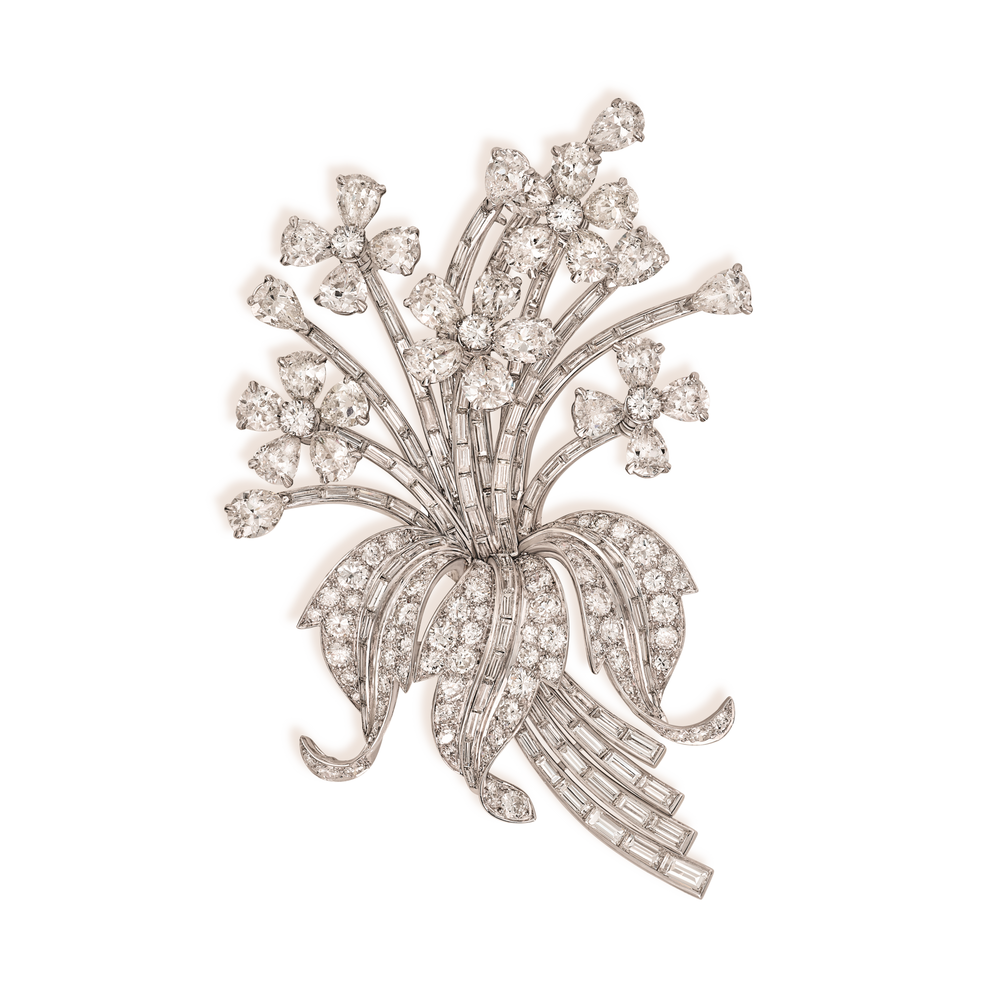 Clovers clip, 1950
Platinum and diamonds
Van Cleef & Arpels Collection