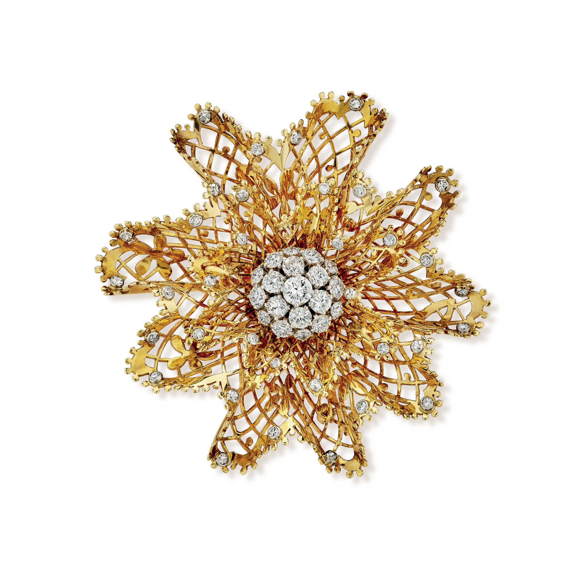 Lace clip, 1943
Yellow gold and diamonds
Van Cleef & Arpels Collection