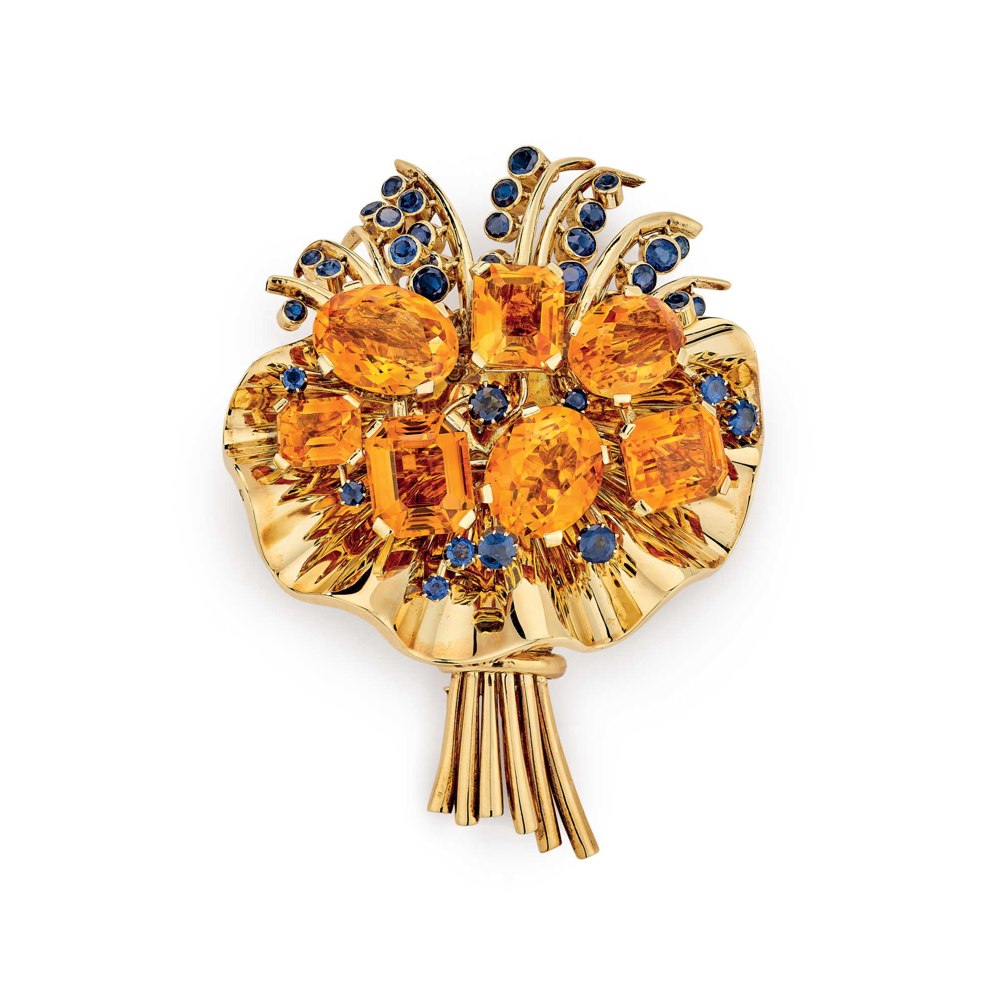 Bouquet clip, 1938
Yellow gold, topazes, and sapphires
Van Cleef & Arpels Collection