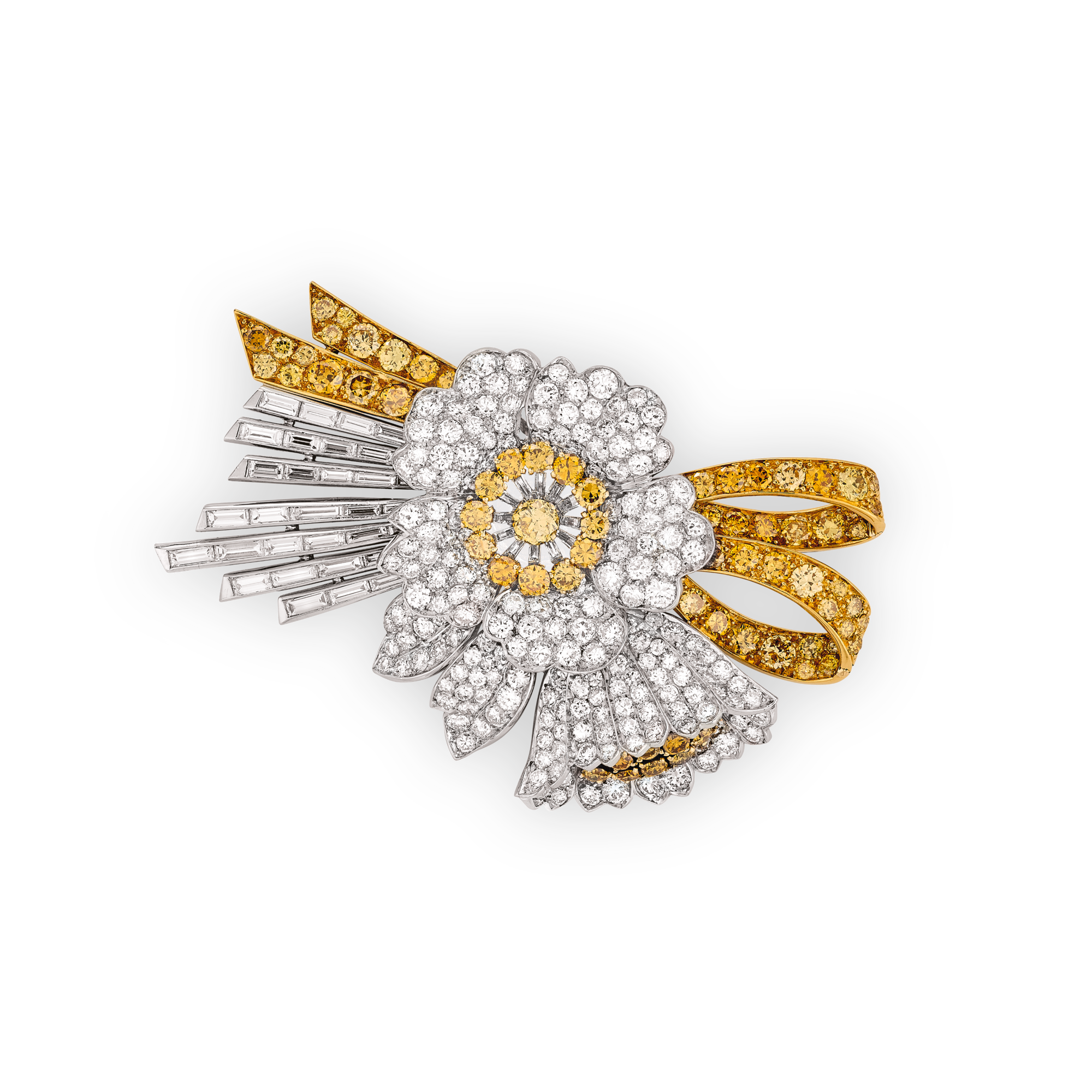 Flower clip, 1939
Platinum, yellow gold, yellow diamonds, and diamonds
Van Cleef & Arpels Collection