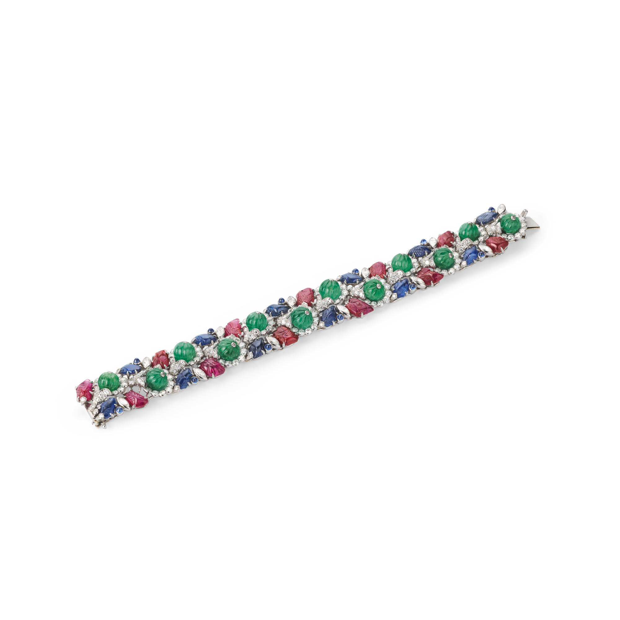 Foliate bracelet, 1939
Platinum, white gold, emeralds, rubies, sapphires, and diamonds
Van Cleef & Arpels Collection