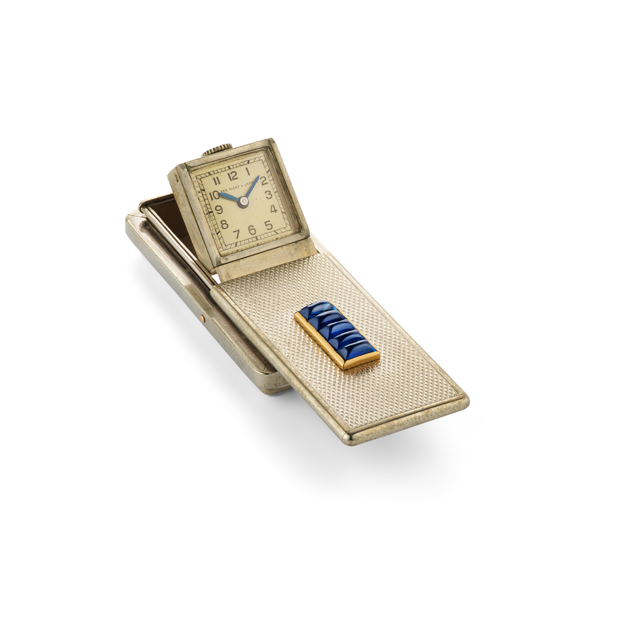 Sliding watch, c. 1935
Yellow gold, styptor, and sapphires
Van Cleef & Arpels Collection