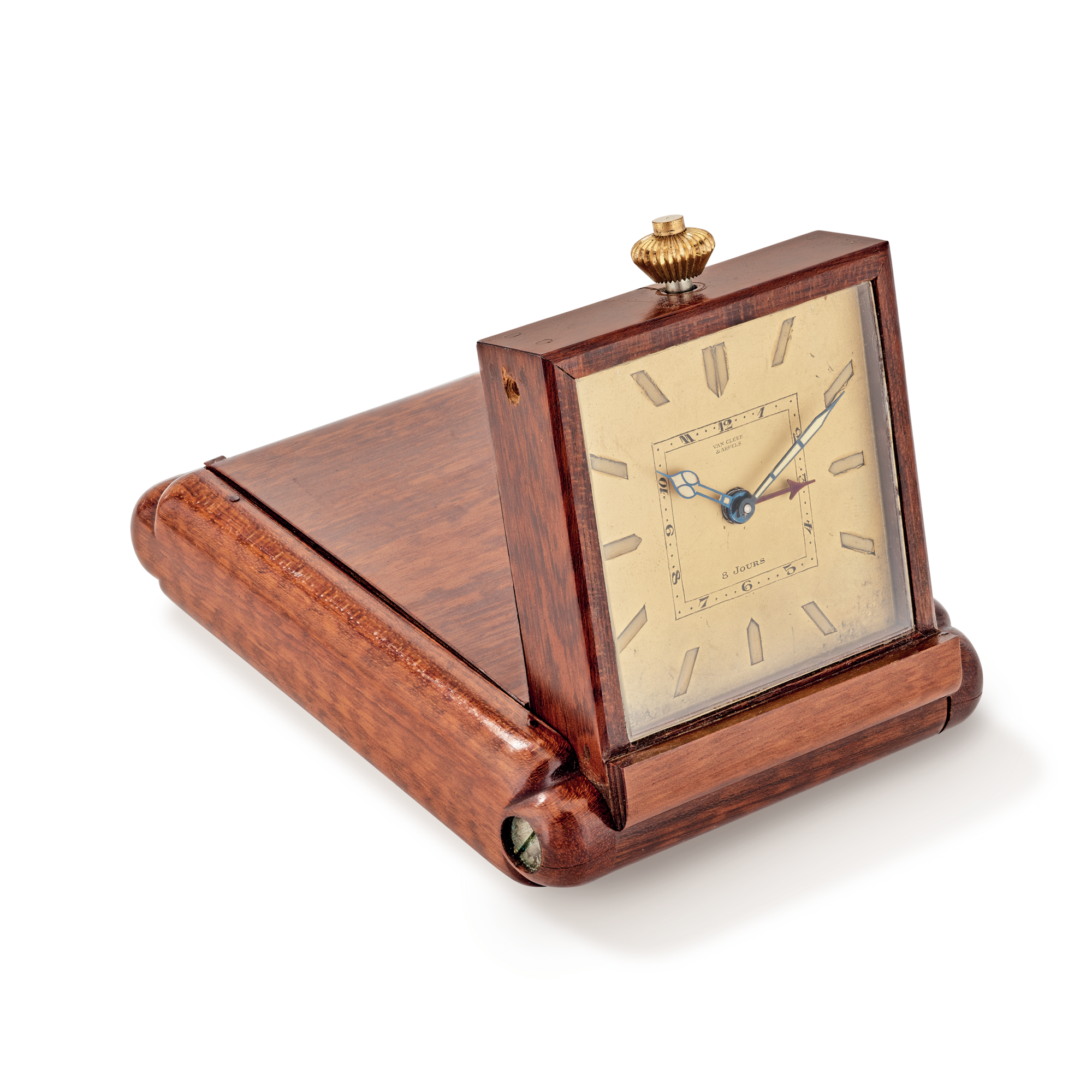 Table clock, 1935
Gold-plated brass, and wood
Van Cleef & Arpels Collection