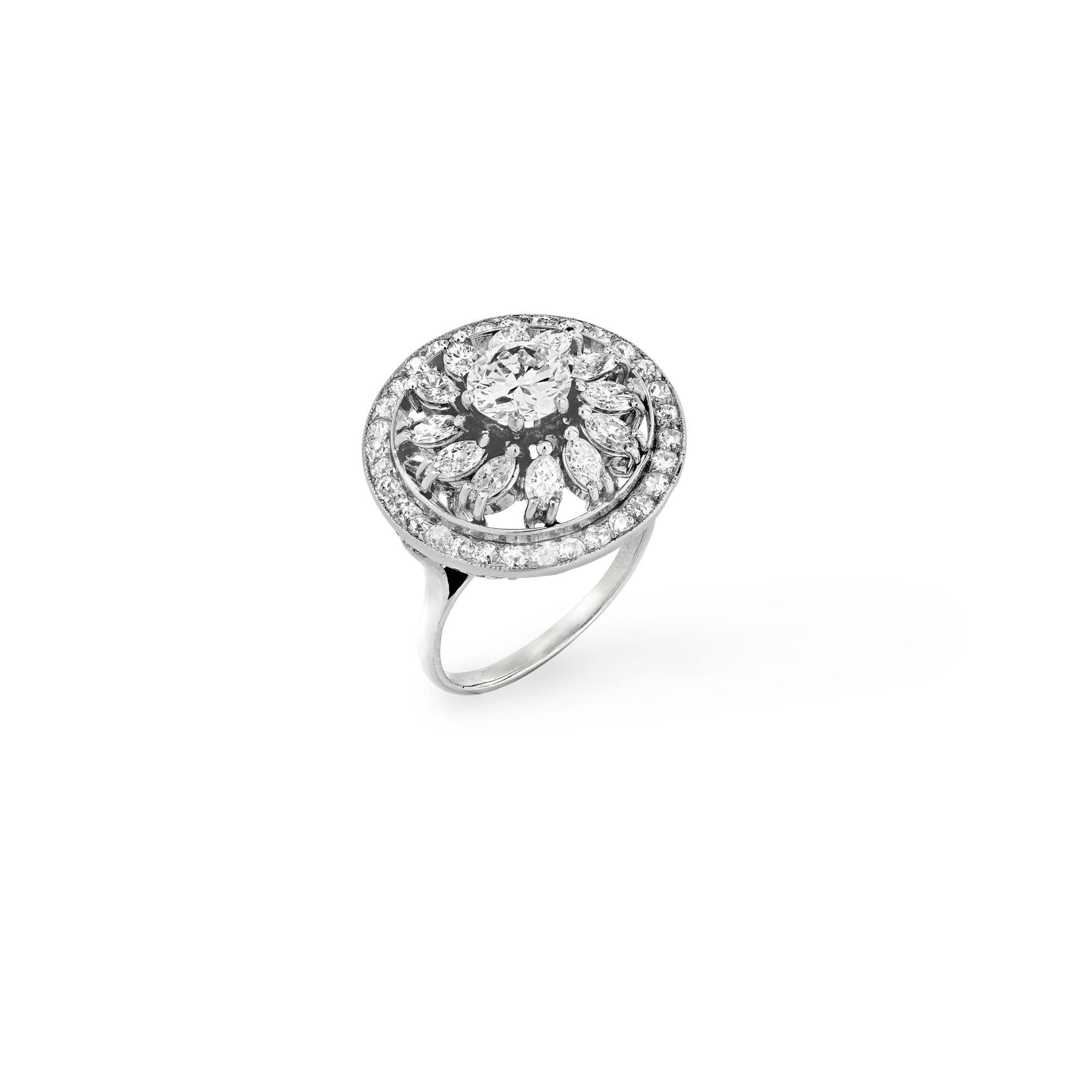 Ring, c. 1919
Platinum and diamonds
Van Cleef & Arpels Collection