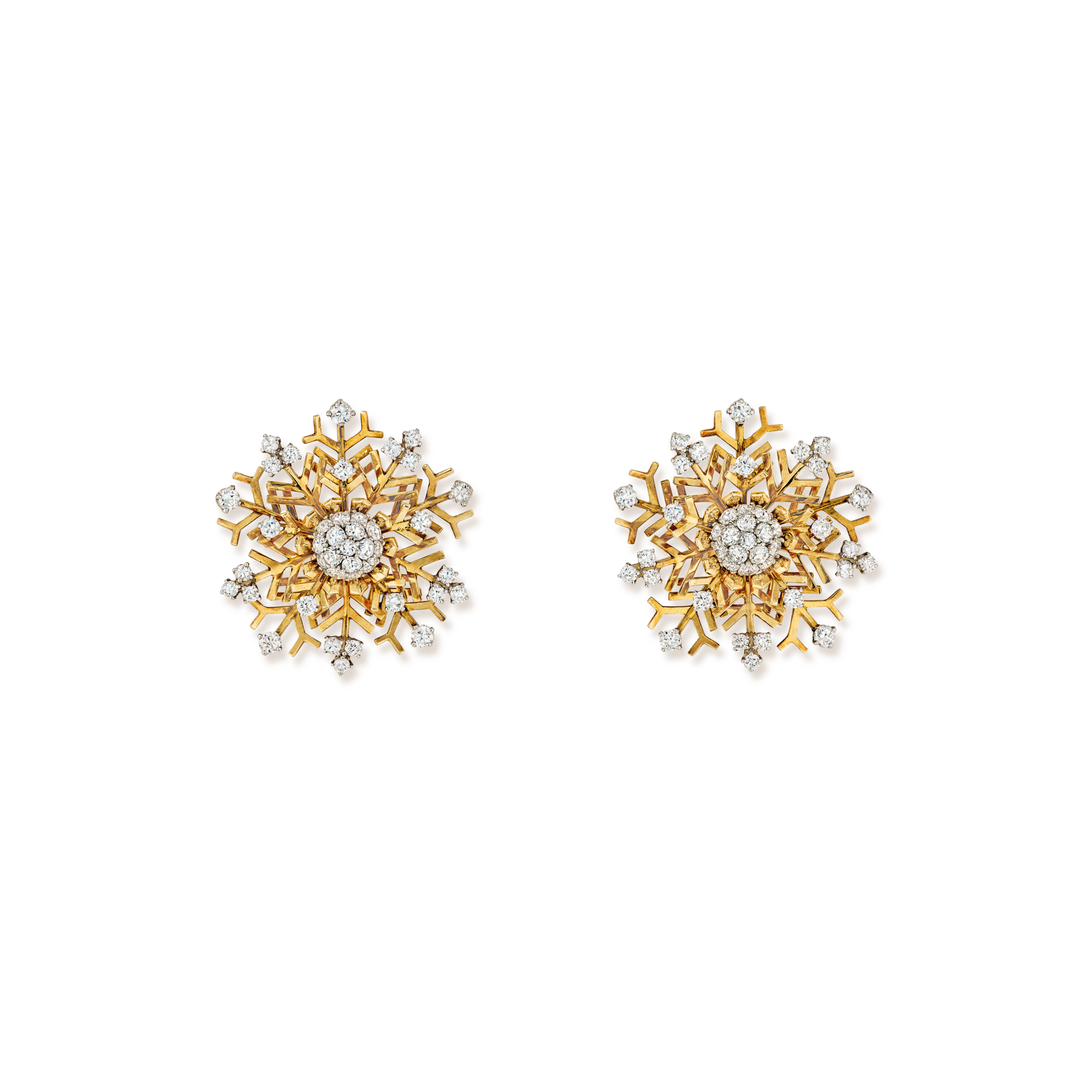 Snowflakes earrings, 1949
Platinum, yellow gold, and diamonds
Van Cleef & Arpels Collection