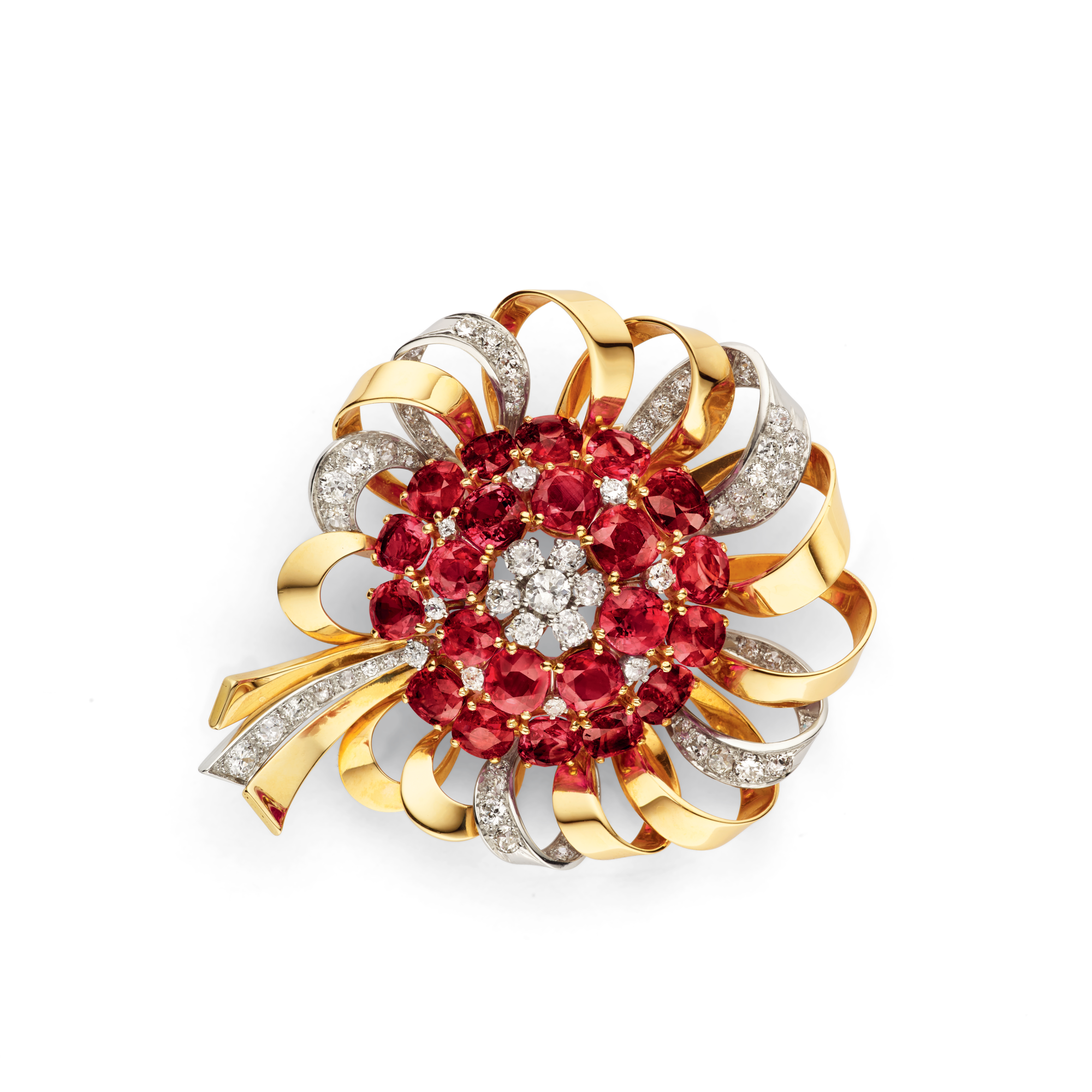 Rosace clip, 1941
Platinum, yellow gold, rubies, and diamonds
Van Cleef & Arpels Collection