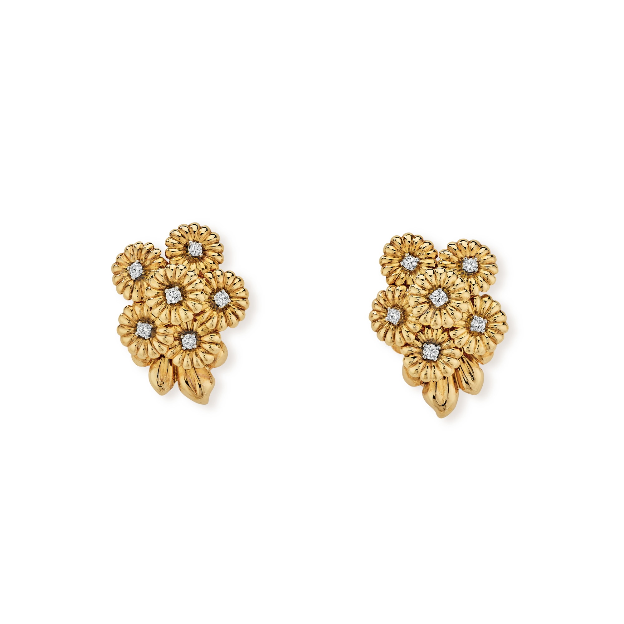 Daisy earrings, 1953
Platinum, yellow gold, and diamonds
Van Cleef & Arpels Collection