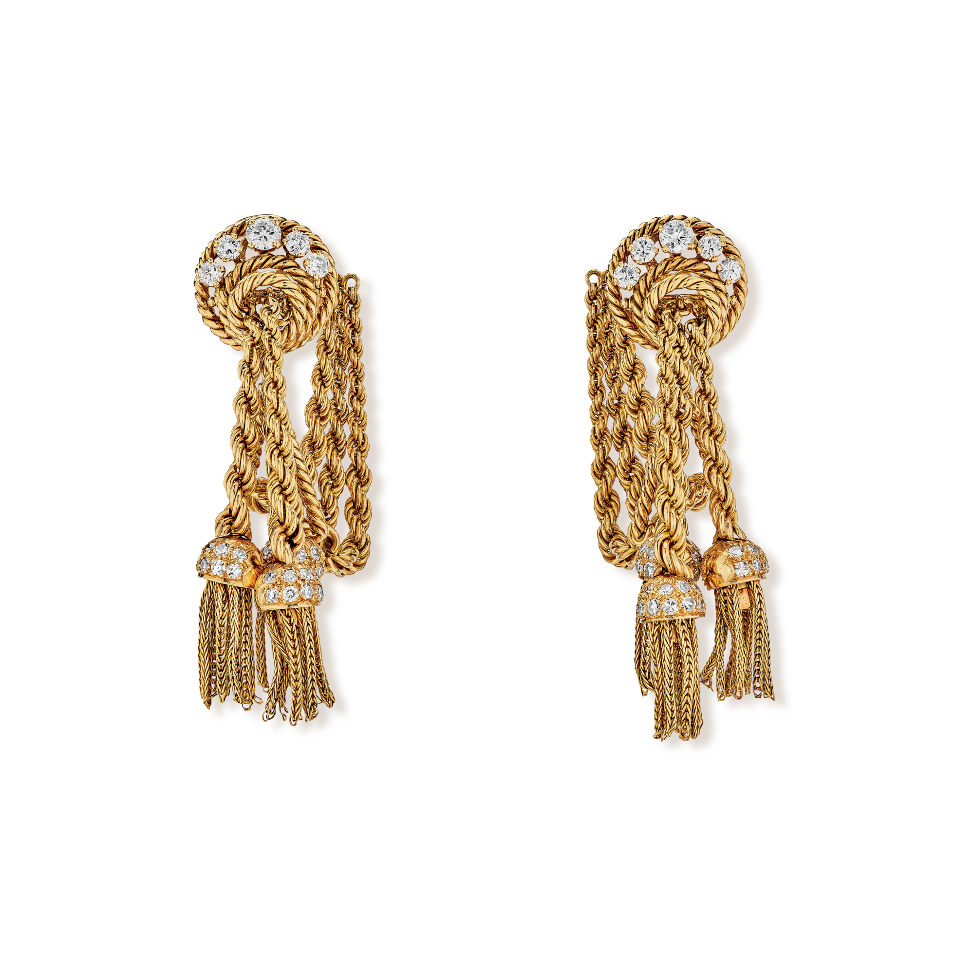 Cord earrings, 1953
Yellow gold and diamonds
Former collection of HRH Princess Soraya of Iran
Van Cleef & Arpels Collection