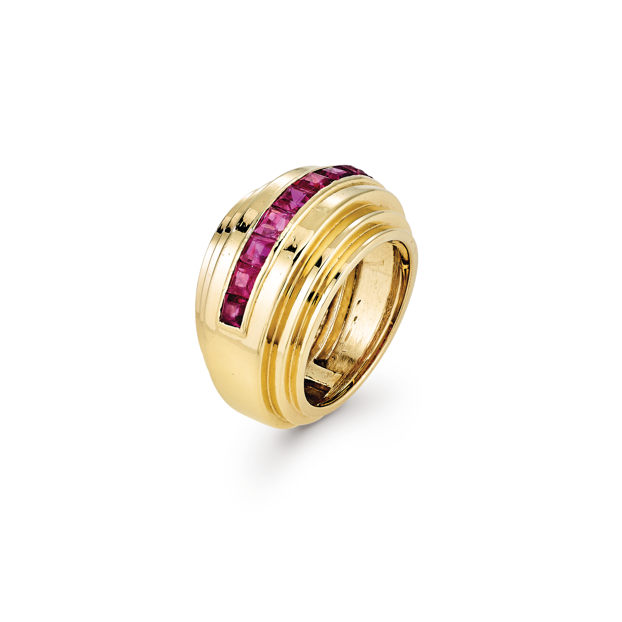 Ring, 1933
Yellow gold and rubies
Van Cleef & Arpels Collection