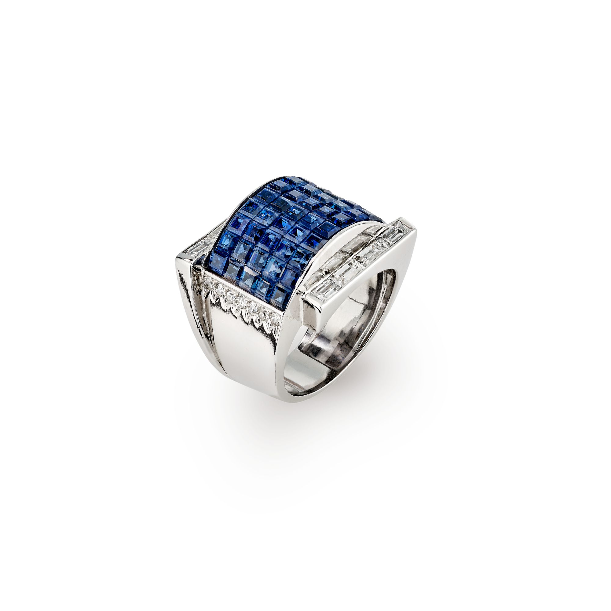 Ring, 1944
Platinum, yellow gold, Mystery Set sapphires, and diamonds
Van Cleef & Arpels Collection