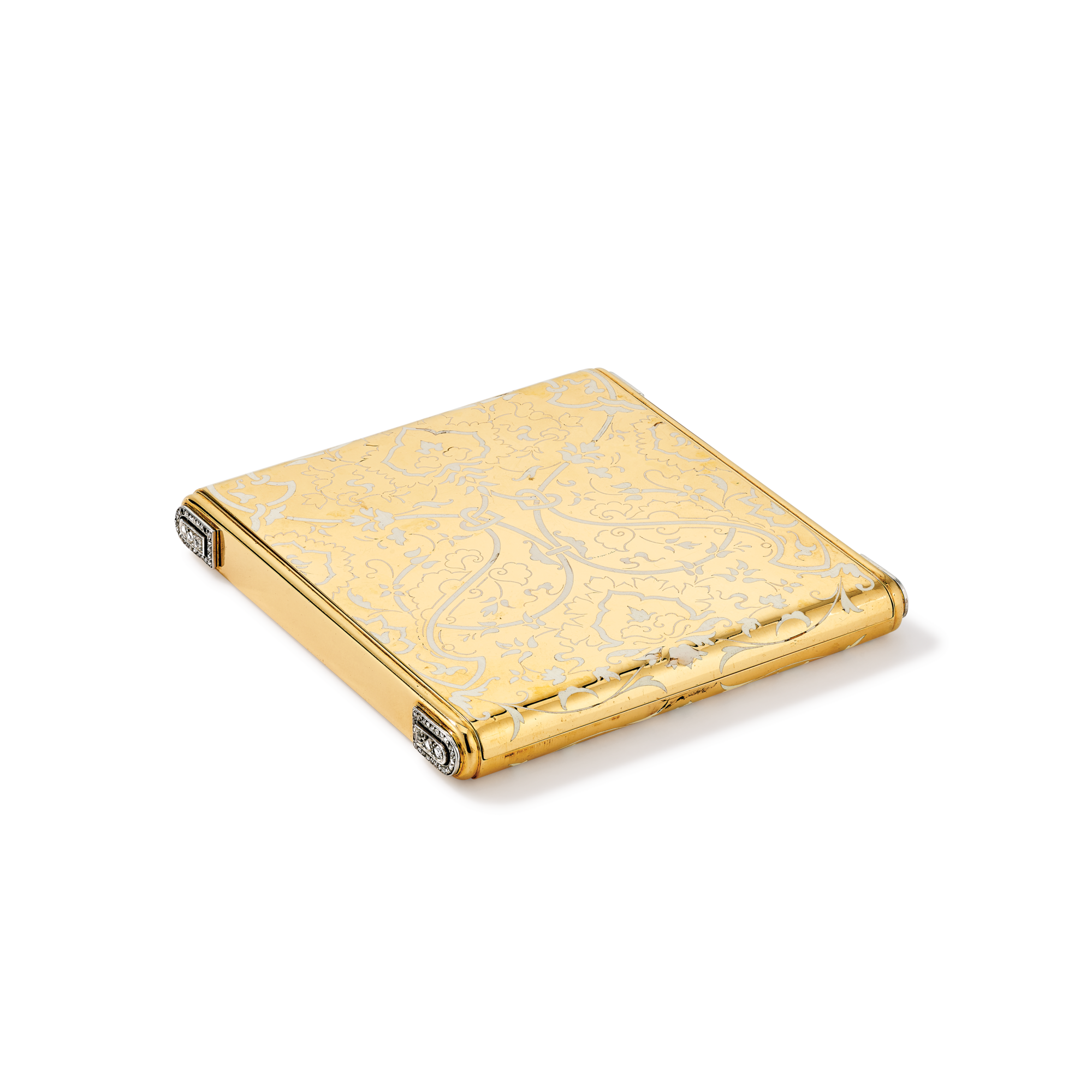 Cigarette case, 1927
Platinum, yellow gold, enamel, and diamonds
Van Cleef & Arpels Collection