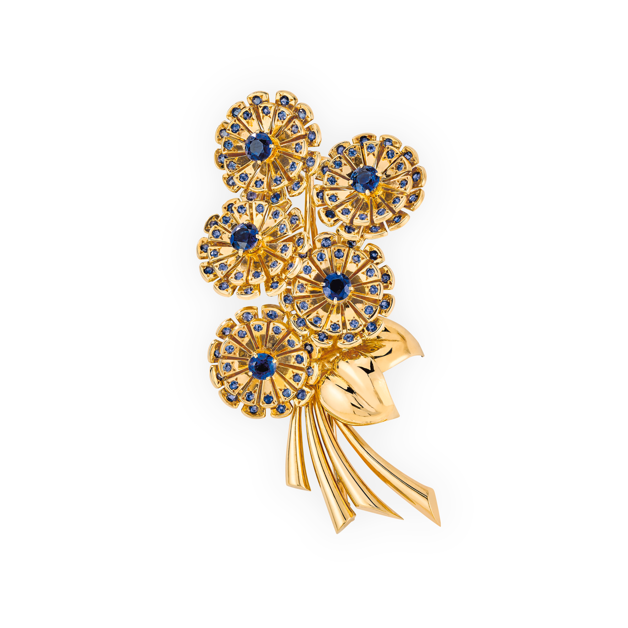 Daisies clip, 1951
Yellow gold, white gold, pink gold, sapphires
Van Cleef & Arpels Collection