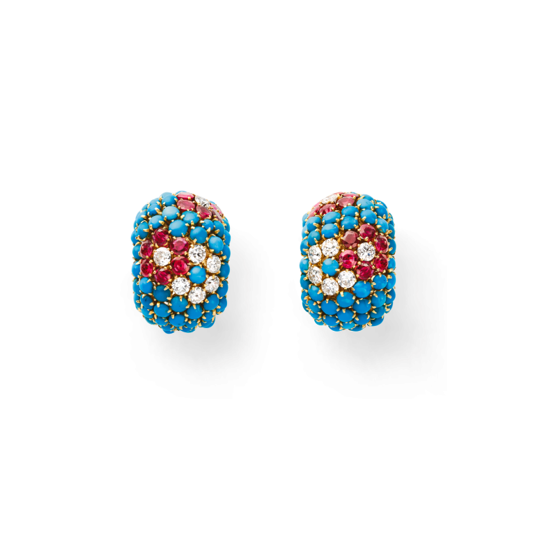 Photo of Bagatelle Pelouse earrings