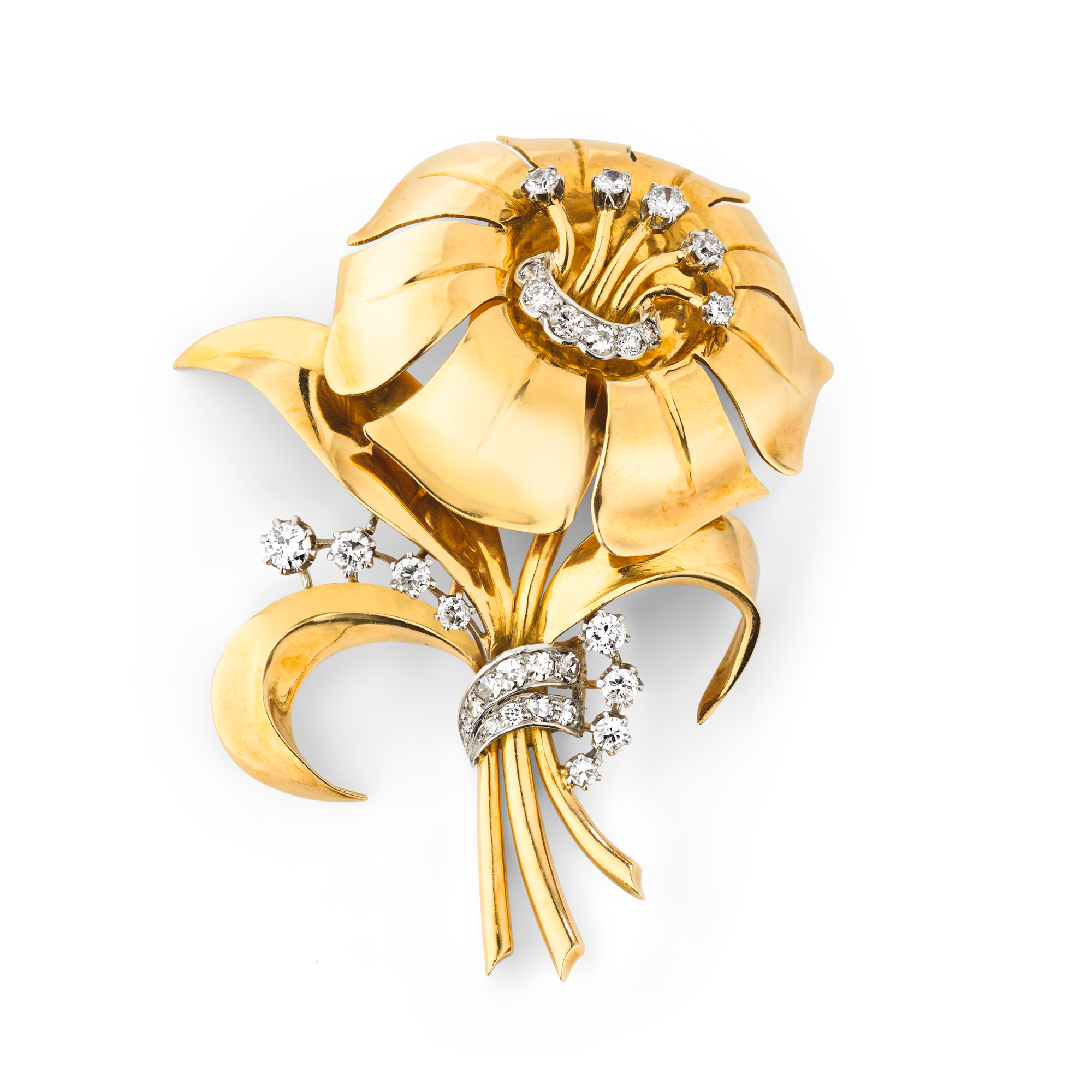 Flower clip, 1939
Yellow gold, white gold, rose gold, and diamonds
Van Cleef & Arpels Collection