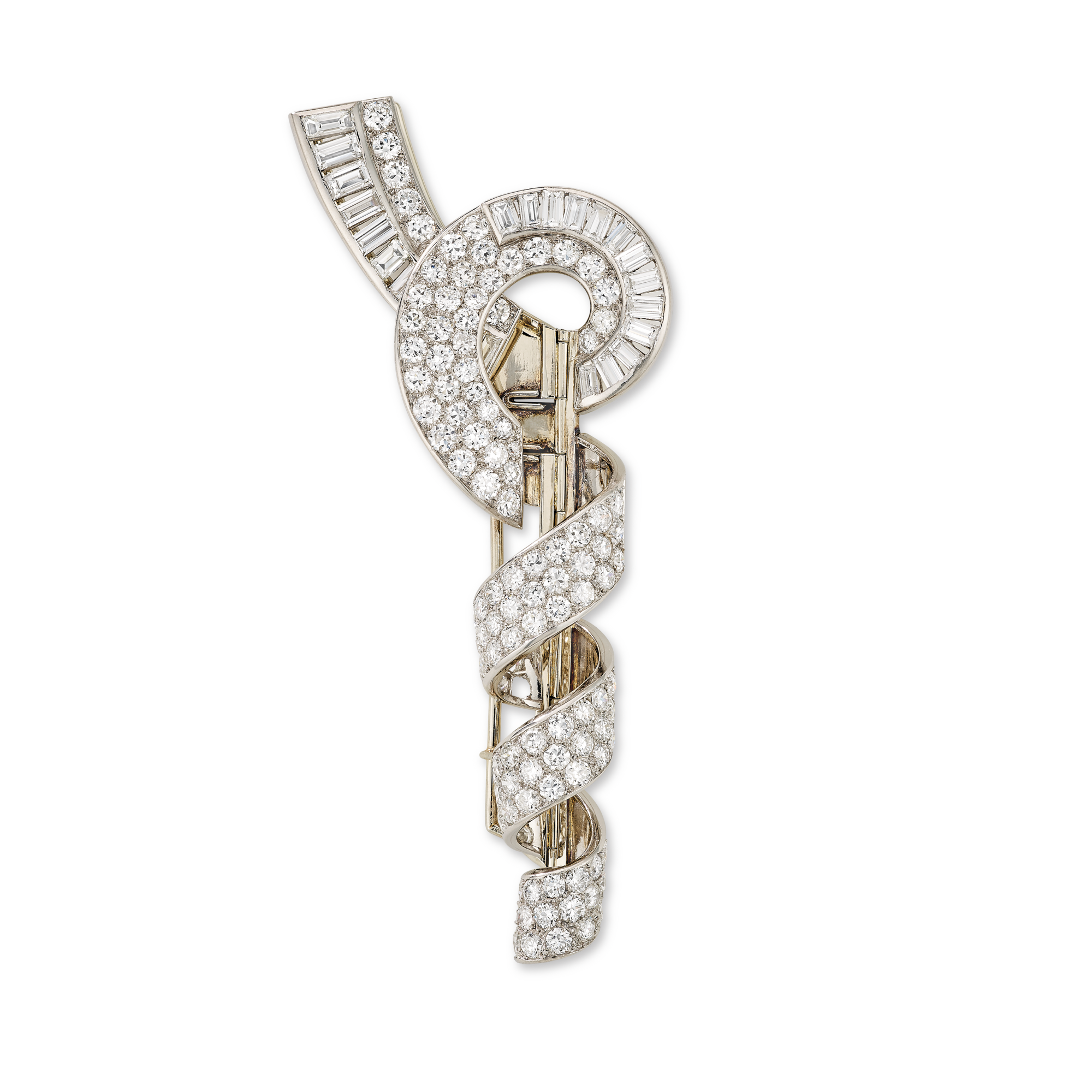 Copeau brooch, 1935
Platinum, yellow gold, and diamonds
Van Cleef & Arpels Collection