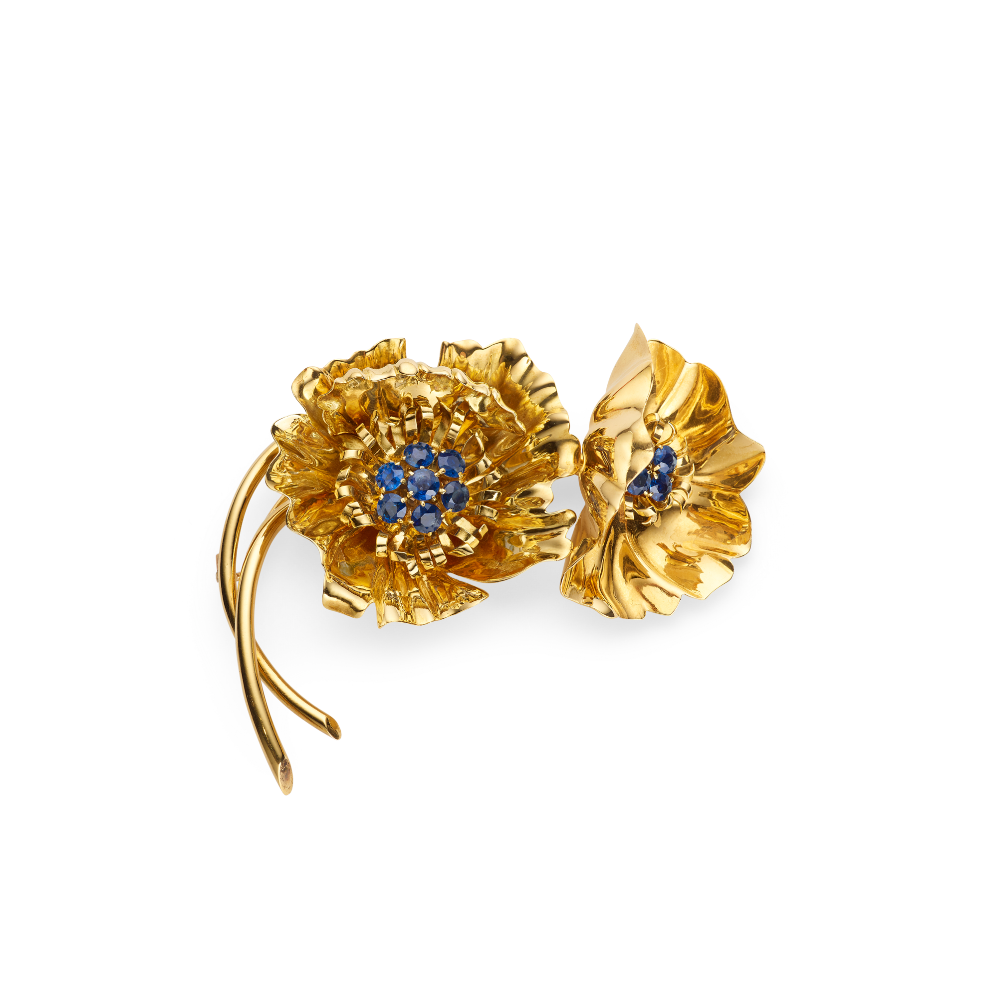 Anemones clip, 1938
Yellow gold, rose gold, and sapphires
Van Cleef & Arpels Collection