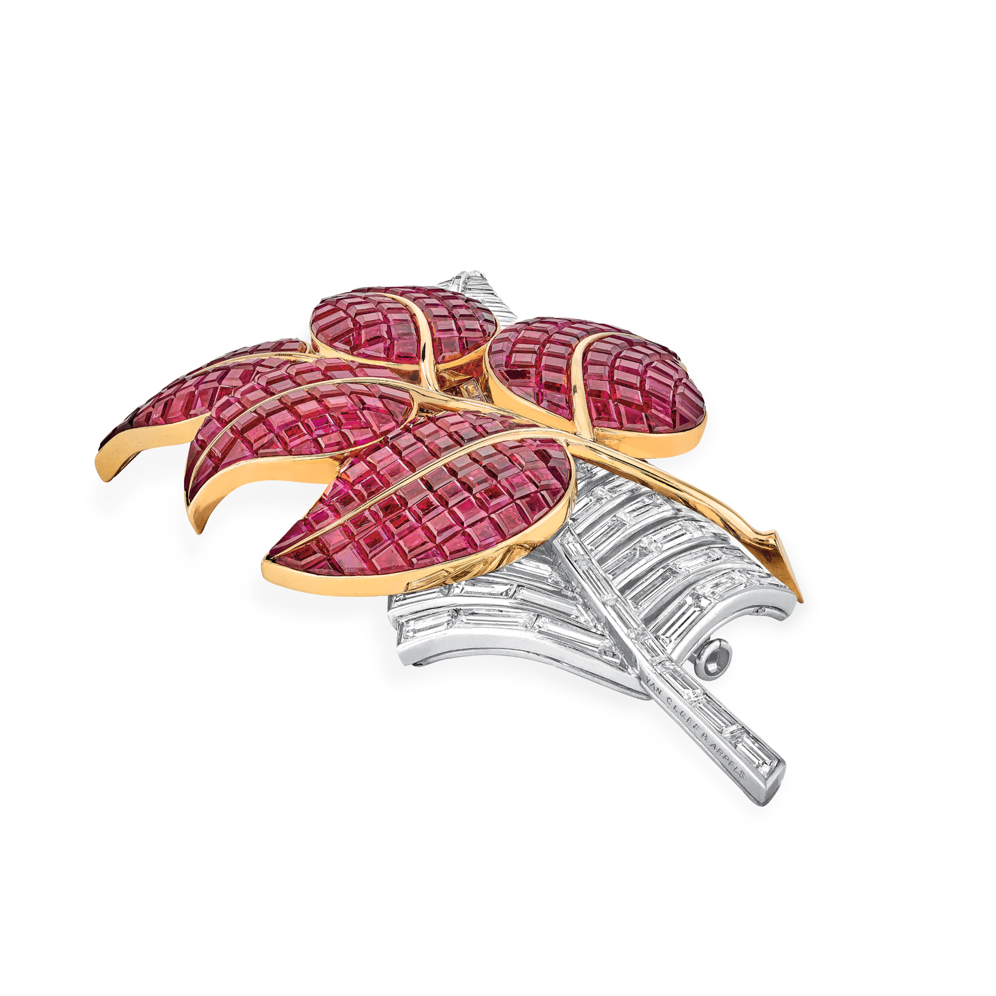 Flower brooch, 1936
Platinum, yellow gold, white gold,
Mystery set rubies, and diamonds
Van Cleef & Arpels Collection